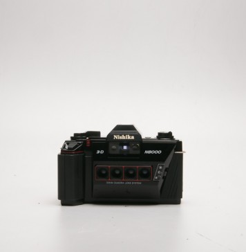 Nishika N8000 35 mm Quadrascopic Stereo 3D Lenticular Camera
